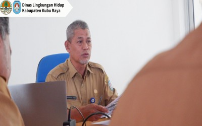 Rapat Internal Staf DLH Kubu Raya